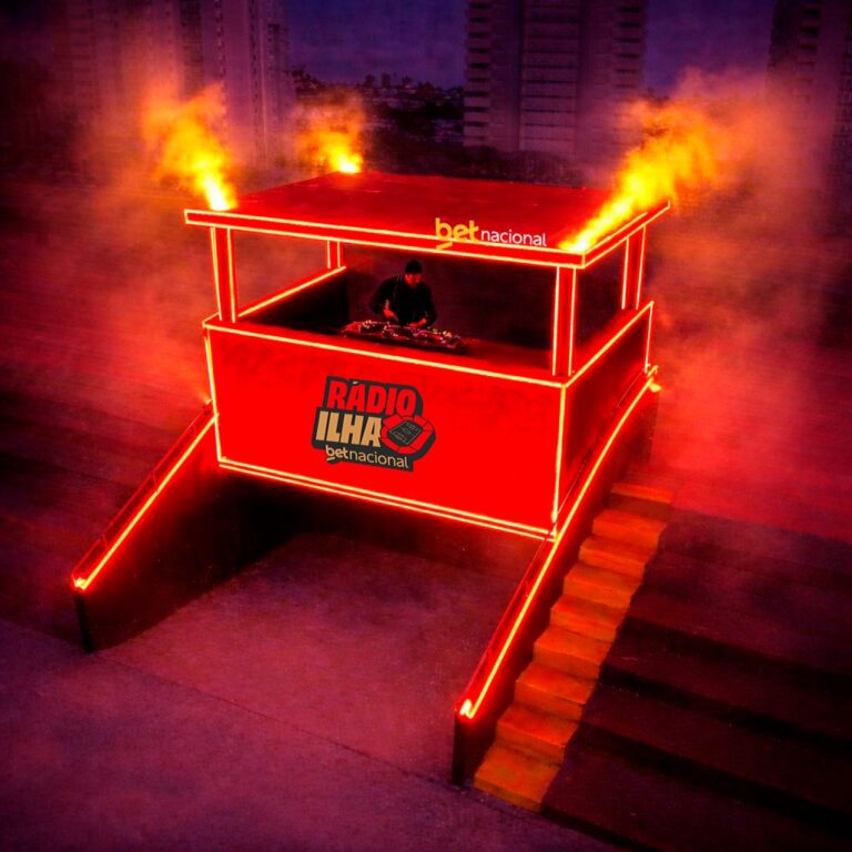 Rádio Ilha Betnacional estreia na Ilha do Retiro e leva emoção da arquibancada à semifinal do Pernambucano