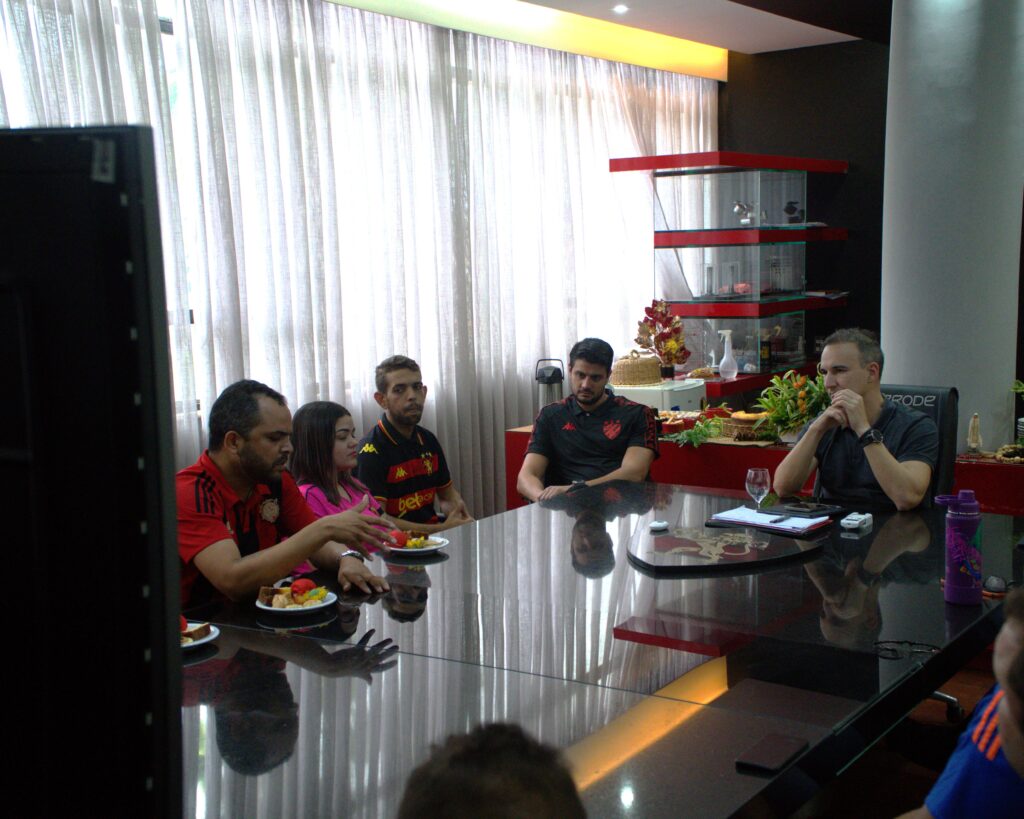 Sport realizou mais uma edição do Bate-Papo com a Gestão com sócios, nesta quinta (30)