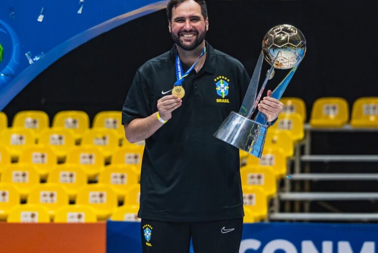 Futsal: Auxiliar técnico do Sport, Vanildo Neto é campeão sul-americano com a Seleção Brasileira