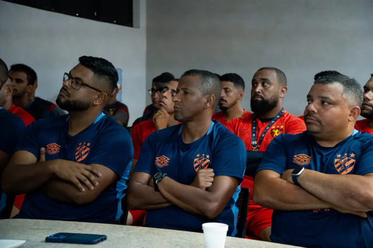 Reunião das comissões dos Leões da Base | Foto: Igor Cysneiros/SCR