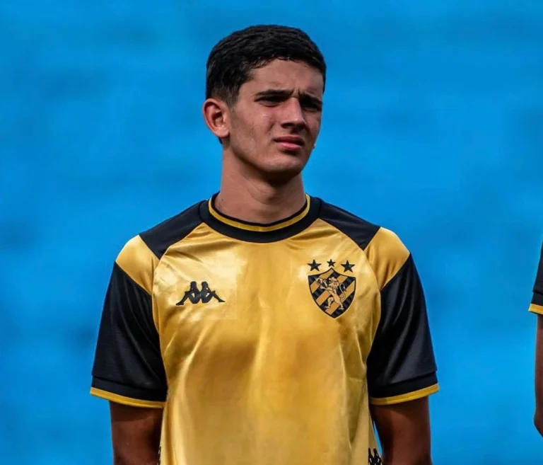 Sport mantém invencibilidade na Copa Pernambuco com vitórias e goleada na base