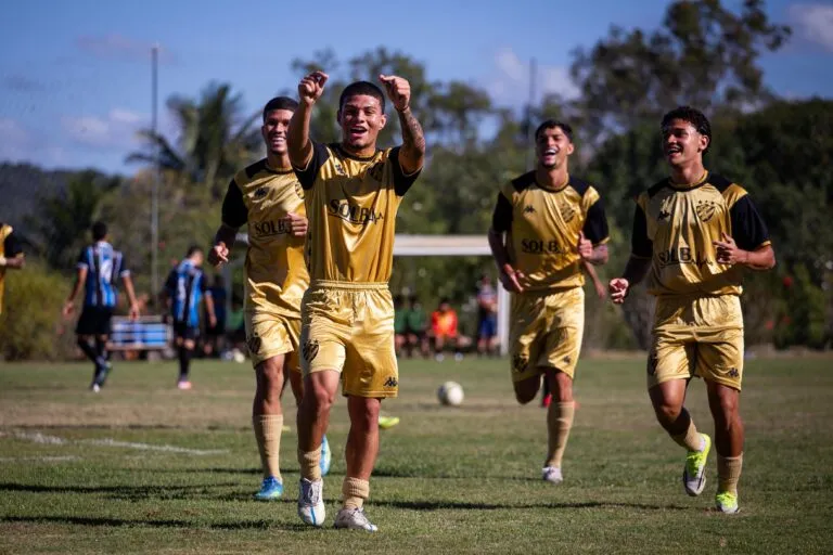 Sub-20 do Sport goleia o Porto por 5 a 0 em Caruaru e abre grande vantagem nas quartas do Pernambucano